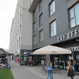 W Warszawie Dedykowany Parking Podziemny W Cenie, Wifi, Ac, Blisko Centrum New In Finished To A High Specification Fitted Out To A High Standard On The 7th Floor, Wifi, Underground Parking Price Included Варшава